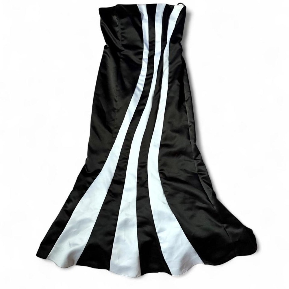Vintage Y2K Monochrome Formal Homecoming Gown Womens 8 Princess Villian Dark